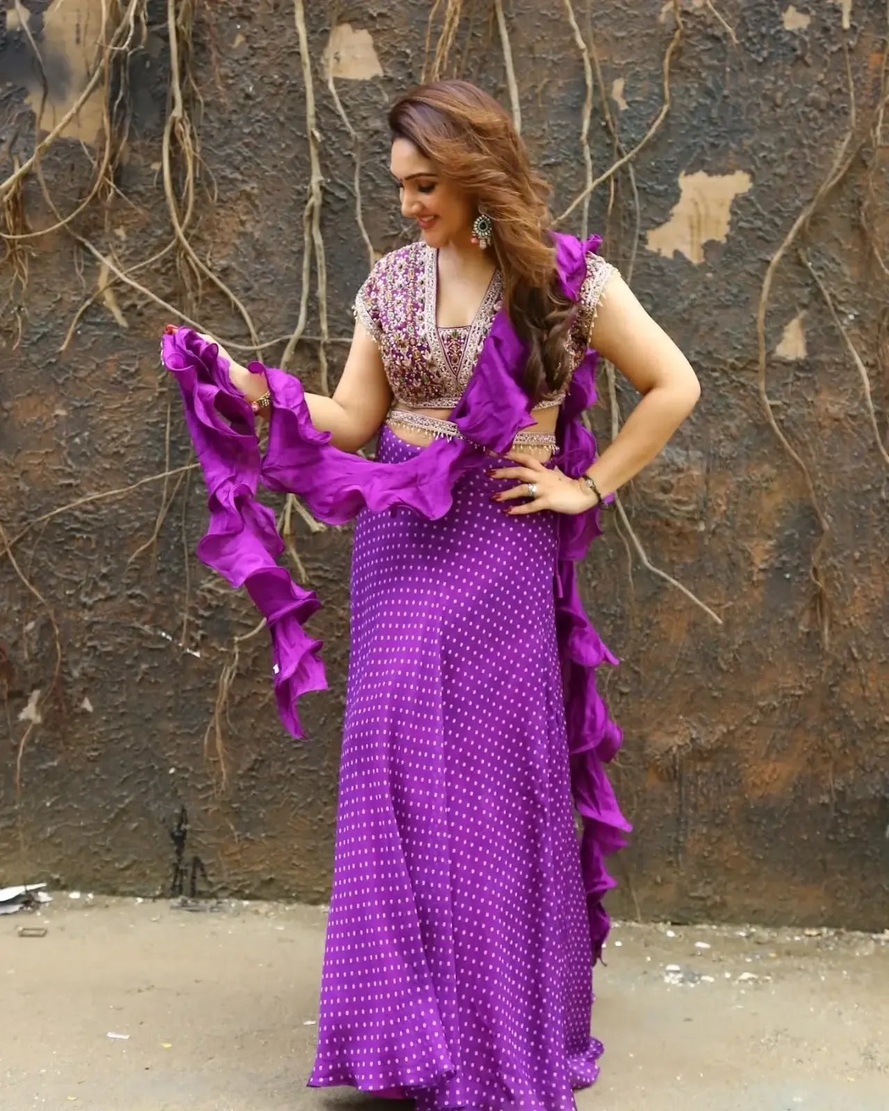 INDIAN TV MODEL SRIDEVI VIJAYKUMAR IN VIOLET LEHENGA CHOLI 4